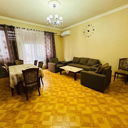 Sakharov Residence, Small Center Jerevan Exteriör bild