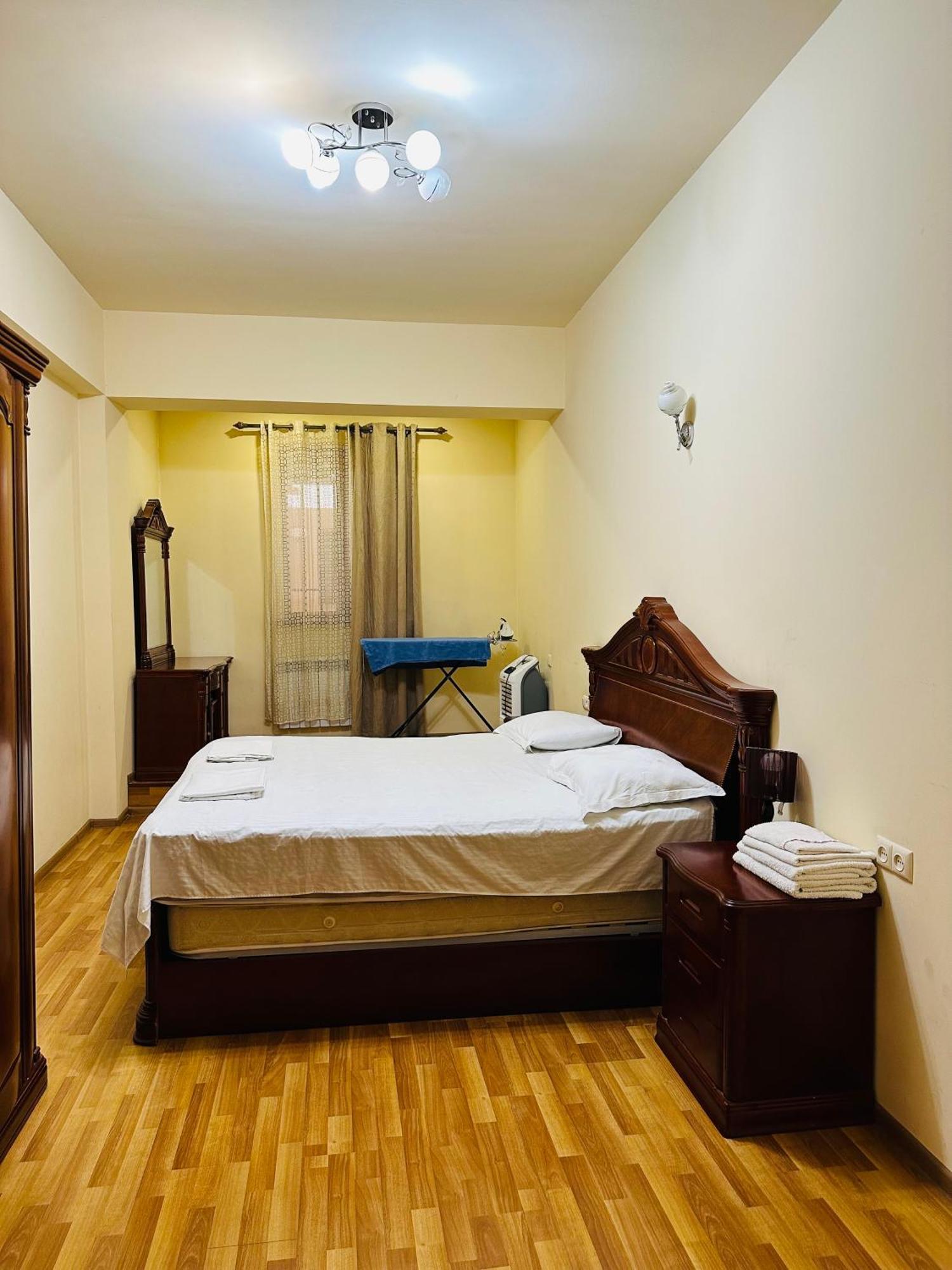 Sakharov Residence, Small Center Jerevan Exteriör bild